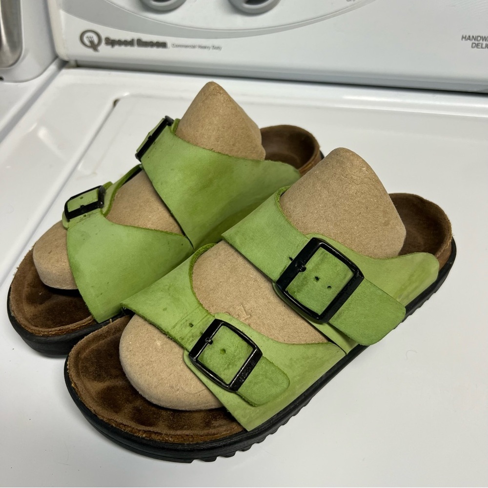 Birkenstock Betula platform Arizona 2 strap slide neon green leather black buckl - Picture 8 of 12